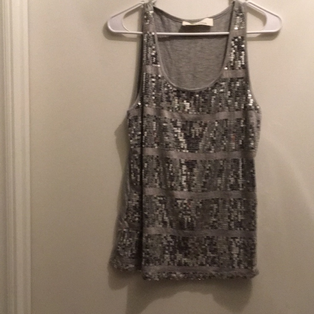 SEQUINED SILVER TANK TOP